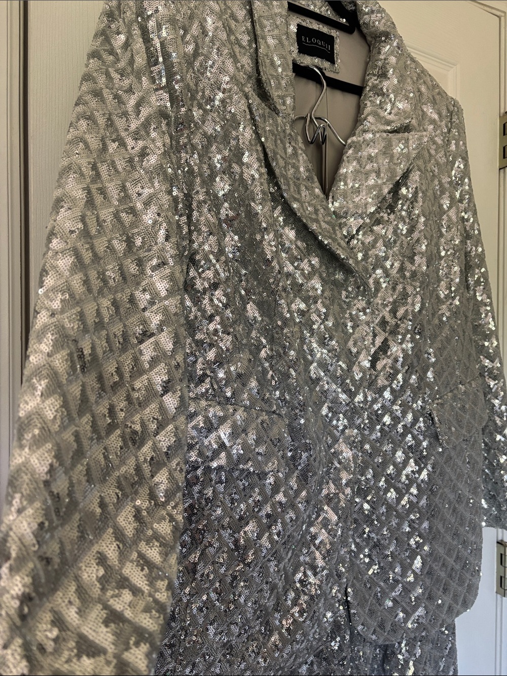Eloquii Sequin Diamond Quilt Pattern Blazer + Wide-Leg Pant Suit Set - 22W Plus - Picture 3 of 11
